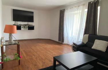 Maison à la campagne Grande cuisine tous équipés, grand salon , 3 chambres avec lits doubles, salle de bain et toilettes - Foto 8