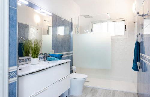 Coastal Dream with heated pool - Foto 40