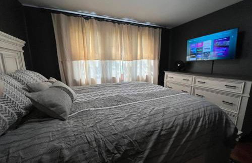 Home 7 beds, 2 baths Farmstay at Pygmy Goat Farm Byron Center Michigan - Foto 24