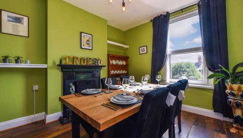 Traditional 3-Bed Property in Pontcanna with Parking - Foto 5