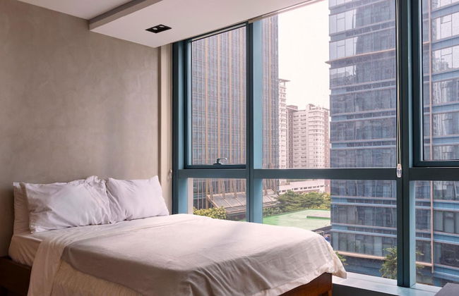 Luxury 2BR in Uptown Bgc, Free Pool use - Photo 5