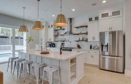 Stunning Stayin' Sandy-Private POOL & Walk to Beach! - Foto 4