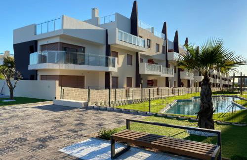 Bianca Beach 222 - Mil Palmeras, vista piscina y mar - Foto 14