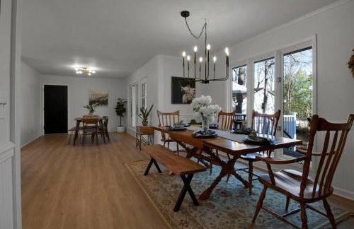 Cozy Retreat near Paris Mtn State Park Sleeps 12 - Foto 20