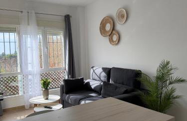 Apartahotel Moderno y Económico para 2 personas a 10 minutos de Sevilla con fácil aparcamiento - Photo 44