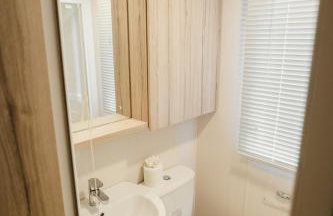 Beautiful 3bed Caravan on Windermere - on White Cross Bay Holiday Park - Photo 20