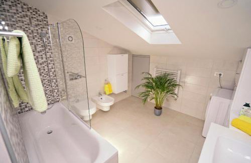 Villa Riviera blue with seaview, pool, whirlpool, parking and boat excursions - Foto 25