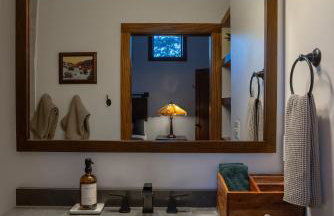 Mountain Cabin with Hot Tub, Scenic Views, Fire Pit, by Forest & Peak Retreats - Foto 31