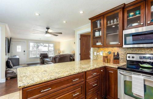 Broken Bow Getaway Pet Friendly Midtown - Photo 7