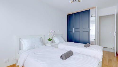 Suite au Cœur de Paris, Architecturale et Élégante - Foto 5, towels, wardrobe