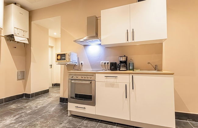 4BR Apt. for Groups 6-Min to Stadthalle - Foto 25