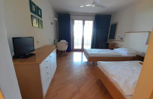 Aparthotel Plat - Foto 10