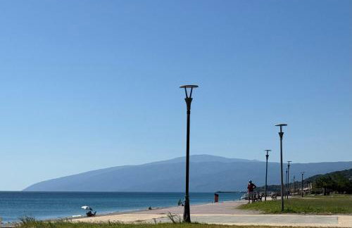 Cozy seaside apartment 150m from Agiokampos beach - Foto 10