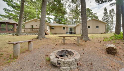 Lakefront Chetek Haven Dock, Screened Gazebo - Foto 2