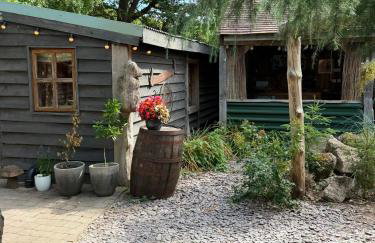The Woodcutters Rest Cabin Sutton Coldfield - Foto 16