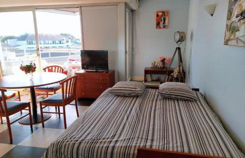Apartment in Cornouaille near Sandy Beach - Foto 3