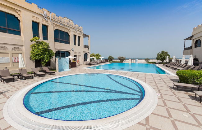 Roda Beach Resort - Photo 40