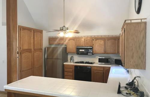 Quail Run Cabin 4,000 Sq.Ft Largest & Most Beautiful House On The Mountain - Foto 24