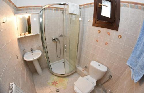 Near Paradise - Photo 10