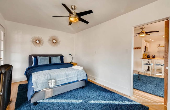 The Sunshine Suite in the Heart of Baker - Foto 4