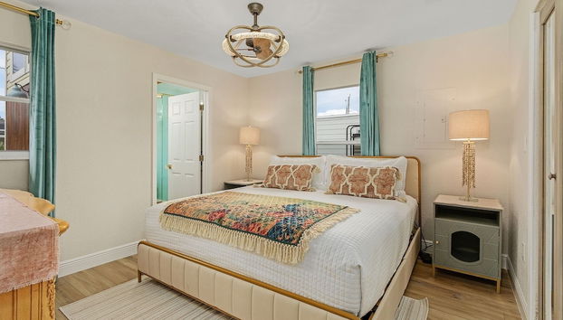 149 Pearl St. 2 Bedroom Home by RedAwning - Foto 2, Habitación