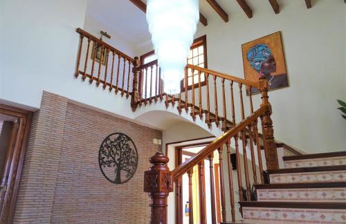 Villa with private pool and tennis court 150 metres from the sea-Villa el Olivo - Photo 22