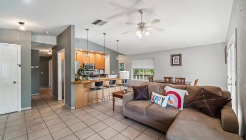 Lakeside Retreat with Private Boat Ramp home - Foto 5