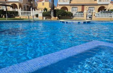 Holiday home in Costa Blanca - 3 bedroom house with pool sleeps 8, close to beach - Foto 24