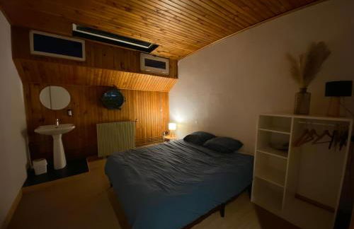 Péniche Amadeus conviviale et cosy , proche de Disney et de Paris - Foto 4