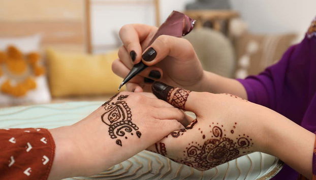 Os podréis hacer tatuajes de henna