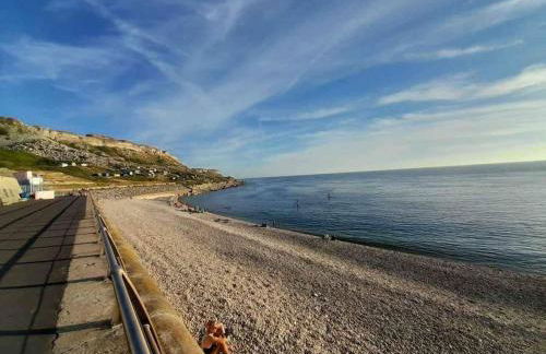 Sea View Cottage in Dorset, Portland - Photo 24