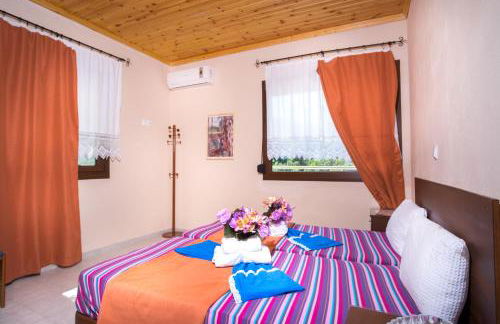 Traditional House Maries - Photo 17