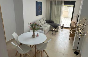 Ground floor apartment on the seafront with pool - Foto 33