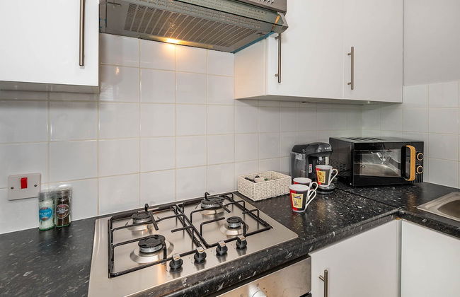 Train Station Serenity - Photo 7