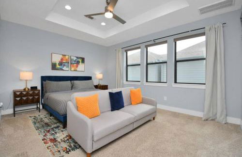 Skyline Views - Sleeps 10 Home Near Downtown - Photo 52