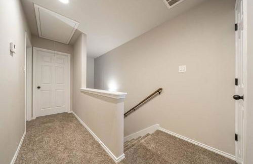 Gorgeous, Brand New 3 Bedrooms Home- Built 2024, Near SeaWorld & Lackland AFB - Foto 33