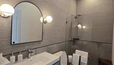 Modern ranch retreat near Trilith and US Soccer Training Facilities - Foto 5, Shower