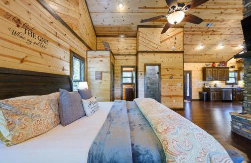 Just the Two of Us RIVER FRONT Luxury Cabin - Foto 32