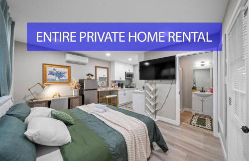 Entire Private Studio with 1 King Bed, Full Kitchen, Gated Yard, Available Now - Foto 1