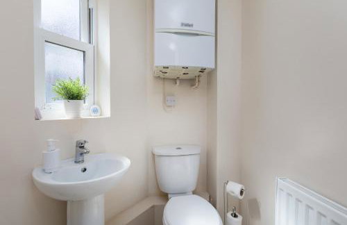 Spacious Luxurious Serviced Accommodation 6 - Photo 49