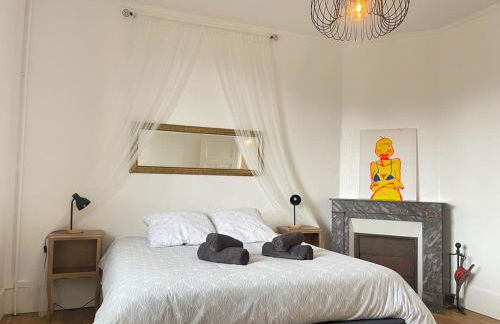 DOMFRONT-BNB : CHIC & CONFORT - Foto 65