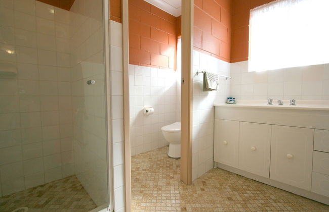 Lake Edge Holiday Units - Foto 25