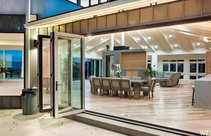 Exclusive Resort Escape - Heated Pool, Spa & Pickleball - Foto 9