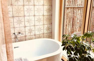 Santa Fe Modern FARMHOUSE 1 ACRE PRIVATE RD SOAKING ROOM 3 min Canyon rd - Foto 12