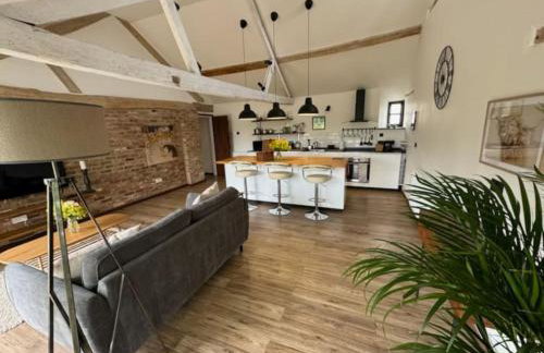 The Old Cattle Barn - Photo 9