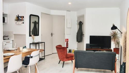 La Source - Spacieux T2 au coeur du village, à 5min des plages - Foto 3