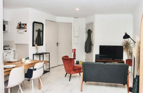 La Source - Spacieux T2 au coeur du village, à 5min des plages - Foto 3