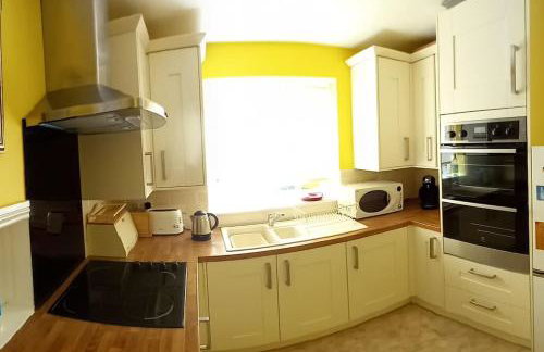 The Side - Hexham - Photo 4