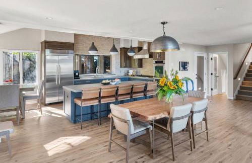 Luxury Tahoe Vacation Rental with HotTub & Lake Views - Foto 2