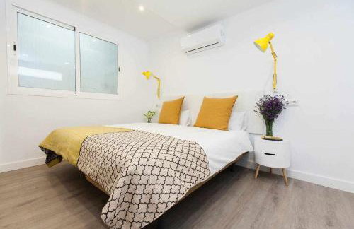 ISG Apartments Downtown family haven Free parking spot - Foto 14